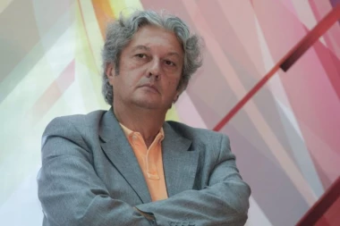 VADILI SU PIŠTOLJE, PRETILI! Milomir Marić obelodanio šok detalje: Ugostio sam lopova koji mi je opljačkao stan!