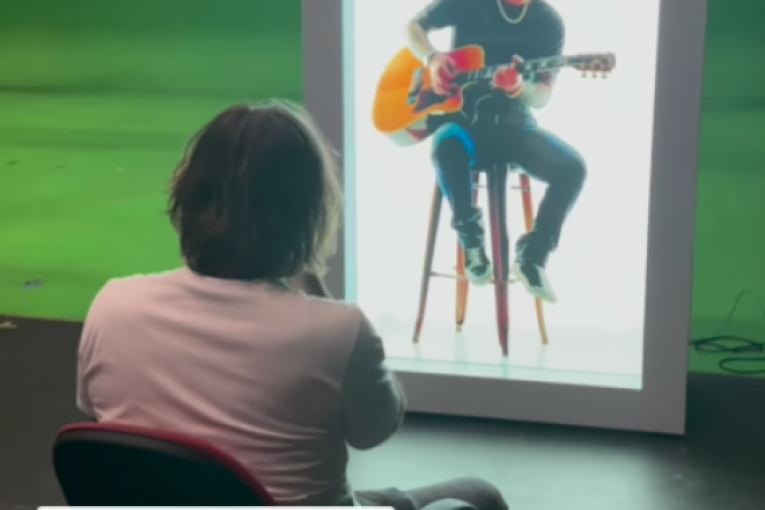 Oglašavanje Željka Mitrovića