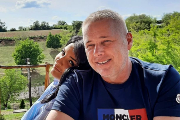 IGOR JURIĆ NE KRIJE SREĆNE VESTI IZ PORODIČNOG DOMA: Ljubav sa Milenom Popović cveta