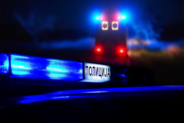 PEŽO PREVRNUT NA KROV NASRED MAGISTRALE! Teška nezgoda na putu Čačak - Požega!