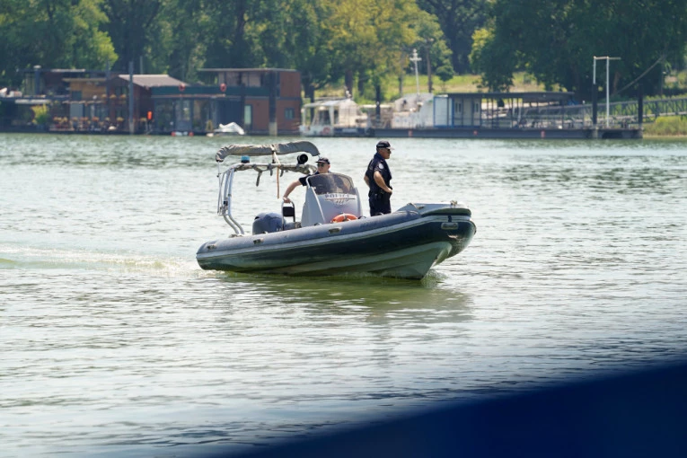 UŽAS U ZEMUNU! Isplivalo telo kod poznatog restorana!