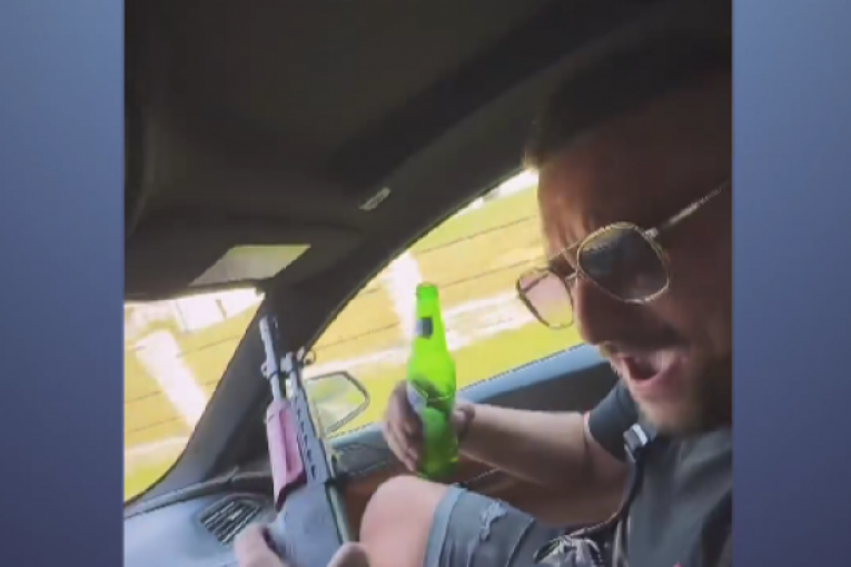 Lazar Čolić Zola Instagram