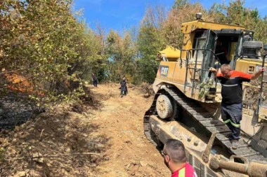 STIŽU PARE ZA OŠTEĆENE U POŽARIMA! Država isplaćuje pomoć - evo kada počinje isplata!