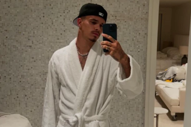 SIN DEJVIDA BEKAMA OBJAVIO VRUĆU FOTKU, DEVOJKE GLEDAJU U OVAJ DETALJ: Romeo napravio ŠOK-POTEZ!