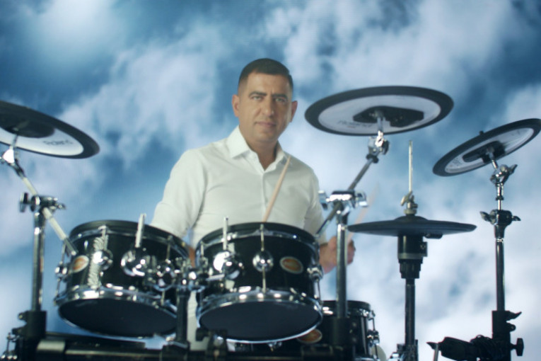 Dijamanti Bend nova pesma