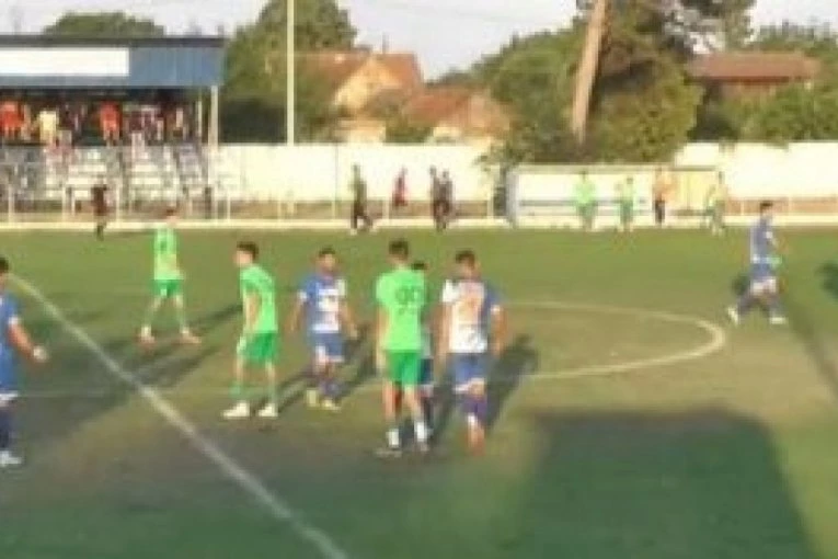 SVEGA JE BILO: Buran derbi - slađi bod prigrlili su gosti!