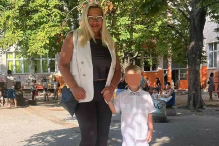 Marija i Siniša Kulić sa unukom Željkom