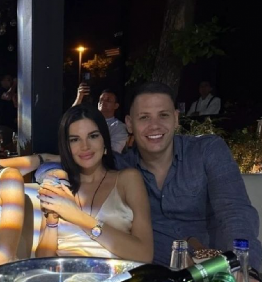 INFORMACIJE O BRAKU JOVANE LJUBISAVLJEVIĆ ĆE VAS RASPLAKATI: Napokon odlučila da prekine tišinu, ovo je kompletna istina o odnosu sa Bogdanom!