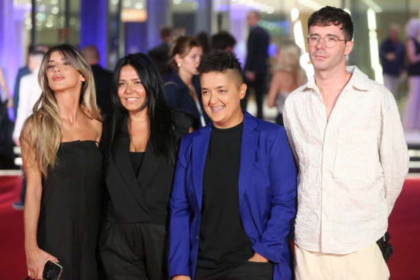 MARIJA ŠERIFOVIĆ I JOVANA PAJIĆ UHVAĆENE NA DELU! Pevačice rešile da priznaju sve pred kamerama!