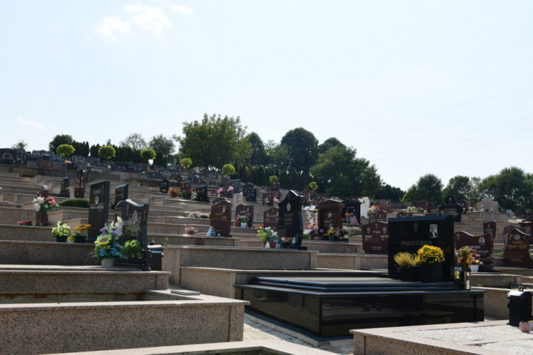 Ovde će biti sahranjen Bora Đorđević, frontmen grupe "Riblja čorba"