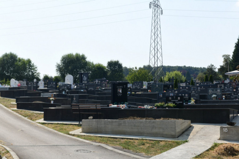 Ovde će biti sahranjen Bora Đorđević, frontmen grupe "Riblja čorba"