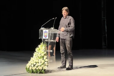 POSLEDNJA PESMA KOJU JE NAPISAO BORA ĐORĐEVIĆ RAZARA DUŠU! Saopštena konačna odluka pred SAHRANU, kolega otkrio želju rokera!