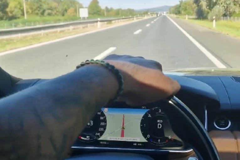 Janjuš Instagram Elita 8