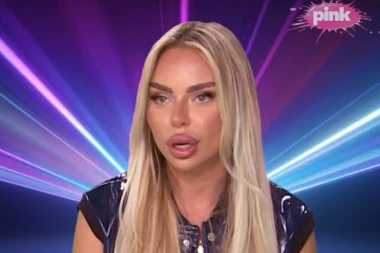 TERZI ĆE SE SLOŠITI ZBOG OVE FOTOGRAFIJE! Sofija Janićijević hitno tražila pomoć PLASTIČARA, ovakva nije mogla u Elitu!