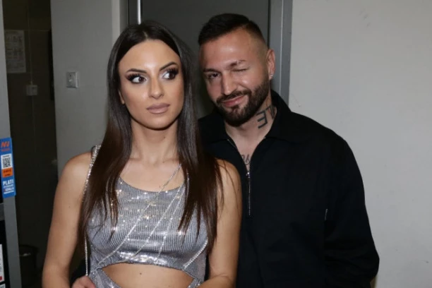 ŠA OTKRIO ŠTA SE DEŠAVALO U KARANTINU NEPOSREDNO PRED ULAZAK U STUDIO: Miona poručila da 10 mesci neće biti INTIMNIH ODNOSA (ŠOK-VIDEO)