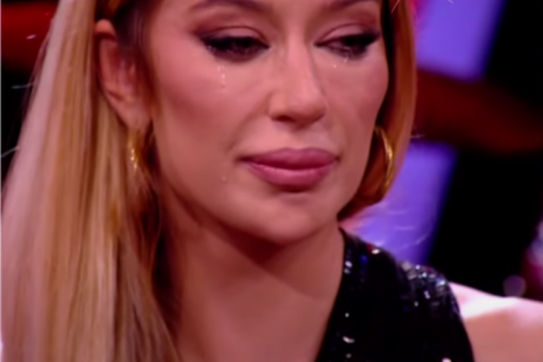 Tea Tairović plače u emisiji "Amidži šou" na Pinku