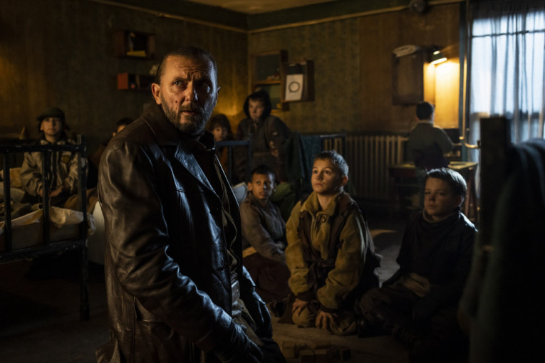 Scene iz filma "Volja sinovljeva"