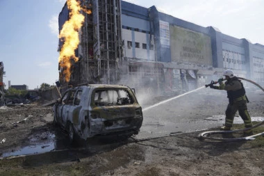 BRUTALNA OSVETA UKRAJINACA: Ruski dronovi noćas padali kao glineni golubovi
