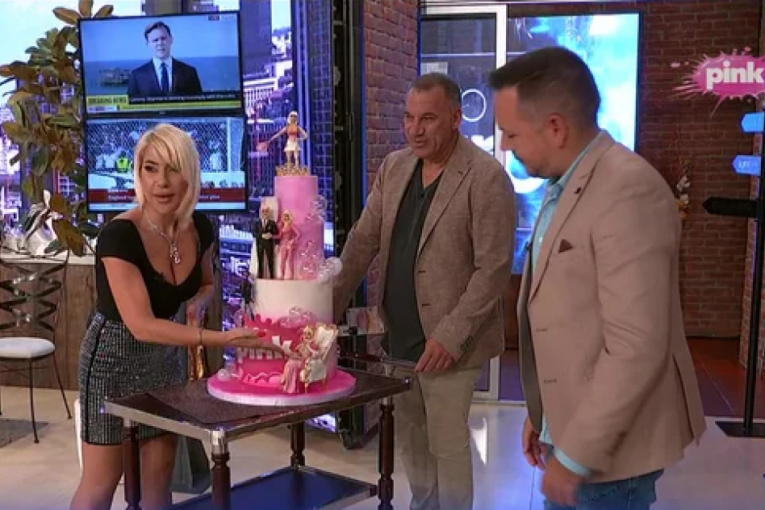 Jovana Jeremić poklon jutarnji program Pink