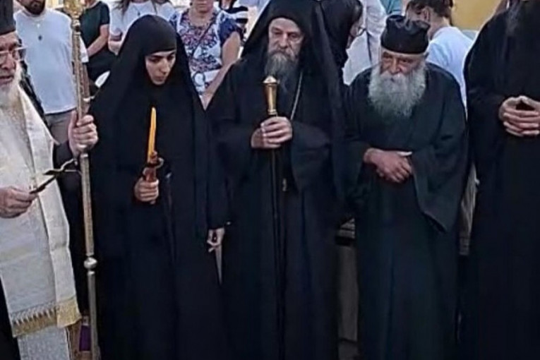 Eleni Mazlou tiktokerka se zamonašila u Grčkoj