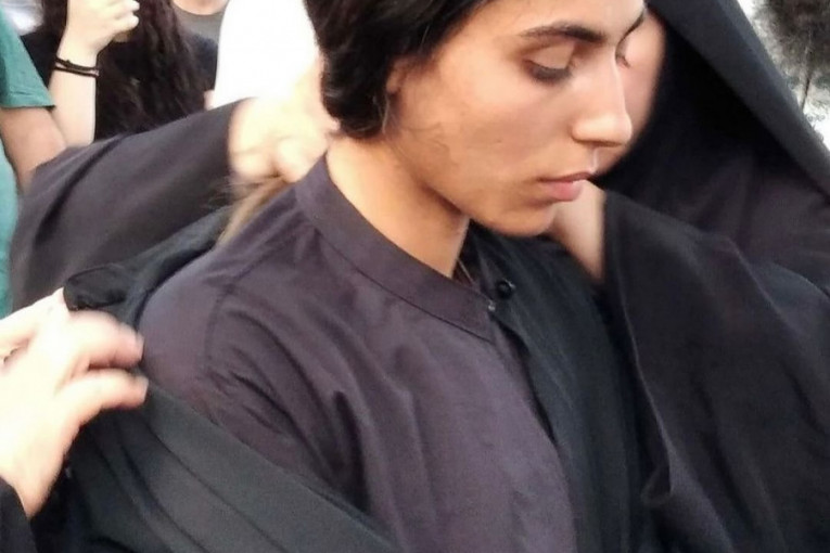 Eleni Mazlou tiktokerka se zamonašila u Grčkoj