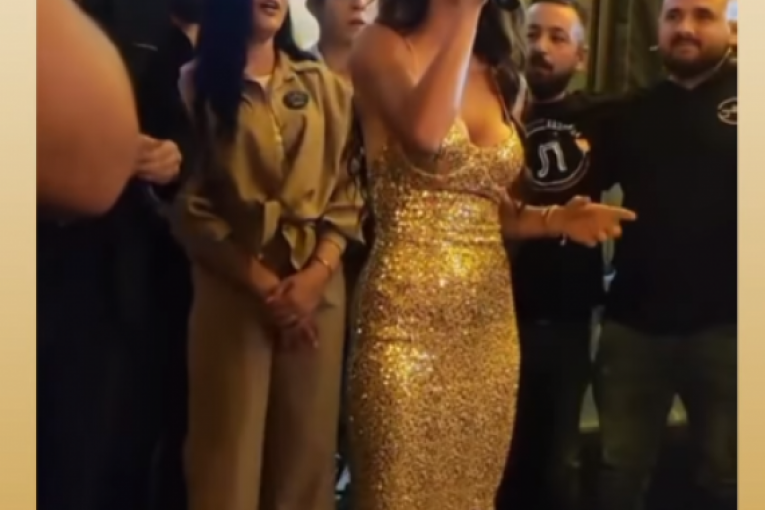 Cipka na promociji pesme