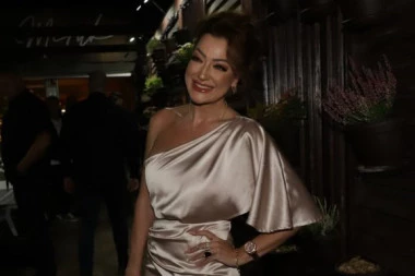 SANDRA REŠIĆ BLISTA U LJUBAVI: Bivša zadrugarka pokazala novog partnera - ne odvajaju se! (VIDEO)