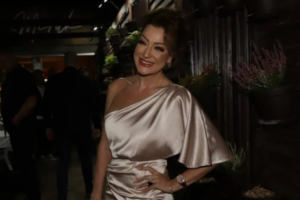 SANDRA REŠIĆ BLISTA U LJUBAVI: Bivša zadrugarka pokazala novog partnera - ne odvajaju se! (VIDEO)