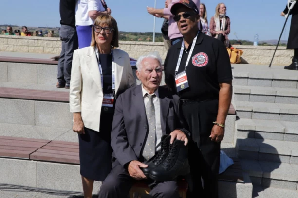 MAJA GOJKOVIĆ ZA REPUBLIKU O MISIJI "HALIJARD": Važno je da se sećamo zato što mi nemamo čega da se stidimo! (VIDEO)