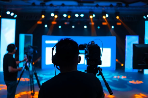 KINEZI BLOKIRALI RUSKE MEDIJE: Uklonjeni nalozi zbog "uključenja u tajne operacije uticaja"