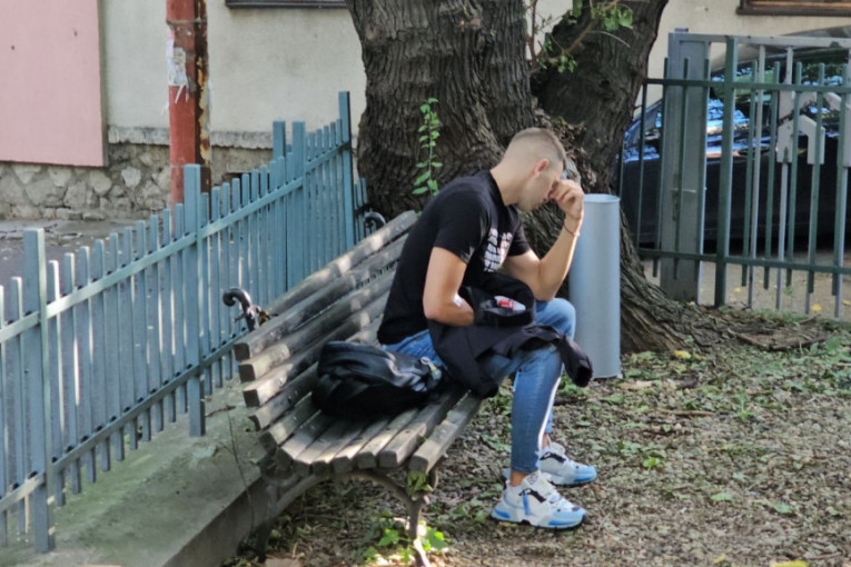 Boži Džonsu pozlilo