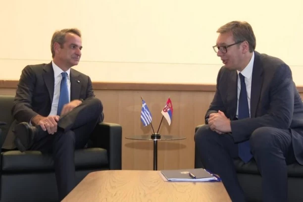 VUČIĆ SE SASTAO SA MICOTAKISOM U TIVTU! Predsedniku predstoje važni razgovori na Samitu EU-Zapadni Balkan!
