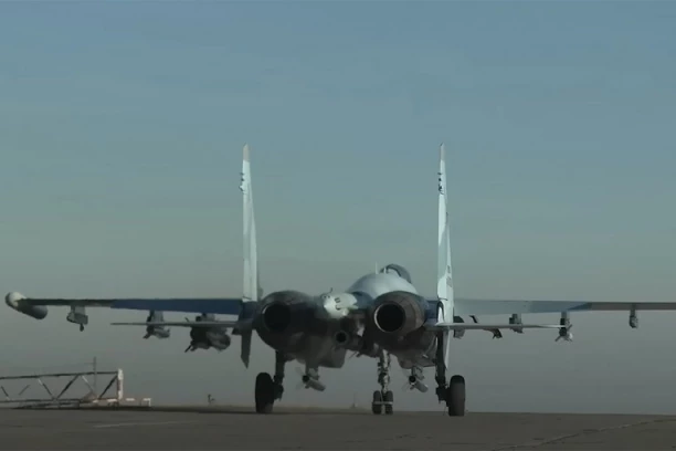 BRITANCI UŠLI U RAT PROTIV IRANA! Lovci oborili dronove iznad Jordana, Iraka i Katara