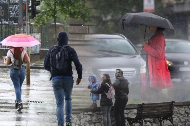 TOTALNO LUDILO! Dok se svi zbog vrućina pržimo kao JAJA U TIGANJU, u ovom evropskom glavnom gradu je izmereno samo 12 STEPENI!