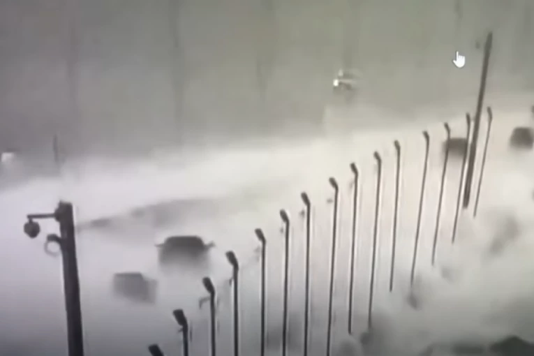 STRAHUJE SE DA IMA NA HILJADE MRTVIH! Teške prognoze, HITNE službe mogu samo da broje NASTRADALE!