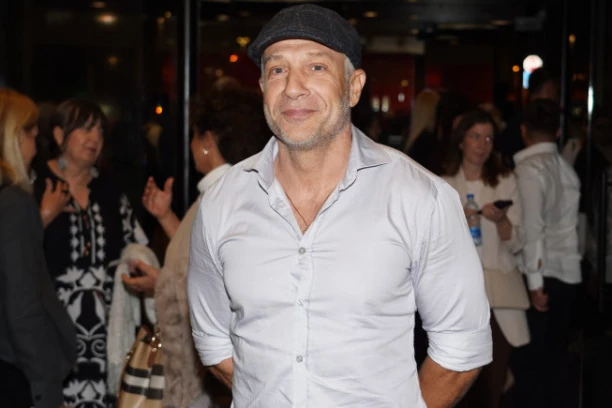 MILAN KALINIĆ ZAPALIO DRUŠTVENE MREŽE NOVOM OBJAVOM, ODMAH SE OGLASILA I BIVŠA ŽENA: Hitno objavljene i fotografije!