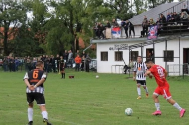SOKO NADLETEO I KARAĐORĐEVO: Tri komada za isto toliko bodova - borba za titulu se nastavlja! (FOTO GALERIJA)