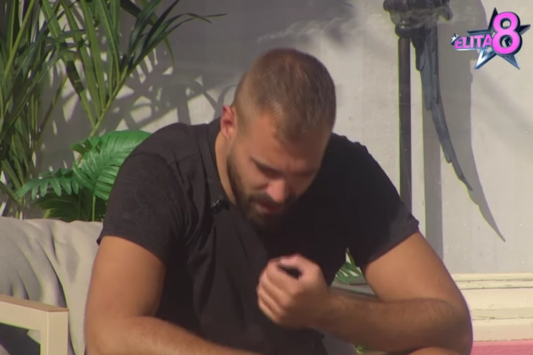 Uroš Rajačić plače Elita 8