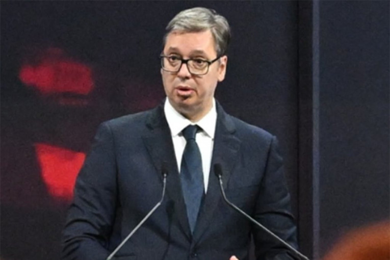 VUČIĆ IZ HAMBURGA IDE ZA TIVAT! Predsednik Srbije sutra na Samitu lidera Brdo-Brioni!