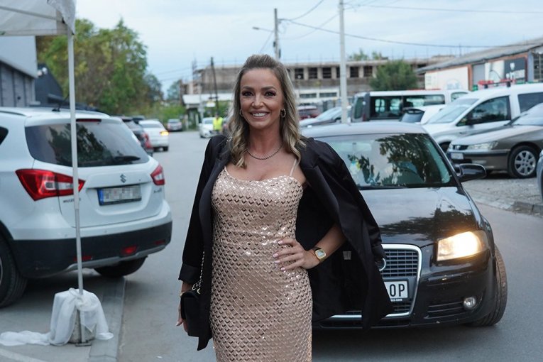 Jelena Gerbec na svadbi Aleksandre Bursać i Stevana Sekulića