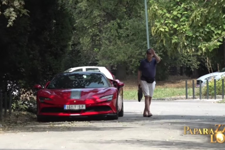 Saša Popović ispred Granda