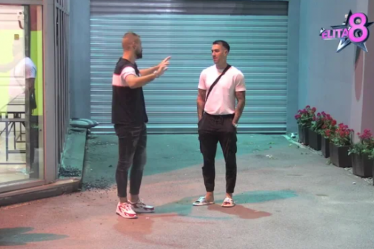 Uroš se pravda Mateji