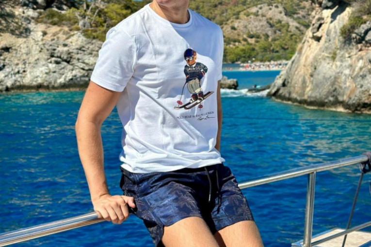 Nemanja Velikić na guletu