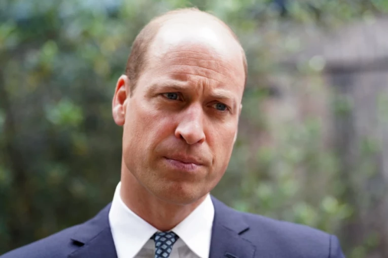 VILIJAM SE PROVOZAO TENKOM BLIZU GRANICE SA RUSIJOM: Šta li će reći Moskva na ponašanje princa od Velsa? (VIDEO)