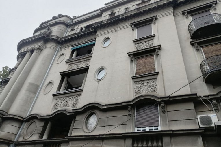 Zgrada u kojoj se odvijala drama u Bulevaru kralja Aleksandra

