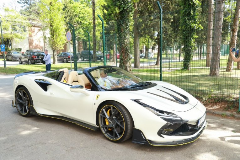 Automobili Saše Popovića