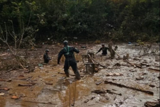 TUGA! Spasilački tim iz Srbije pronašao telo u Donjoj Jablanici! JOŠ JEDNA ŽRTVA STRAVIČNIH POPLAVA!