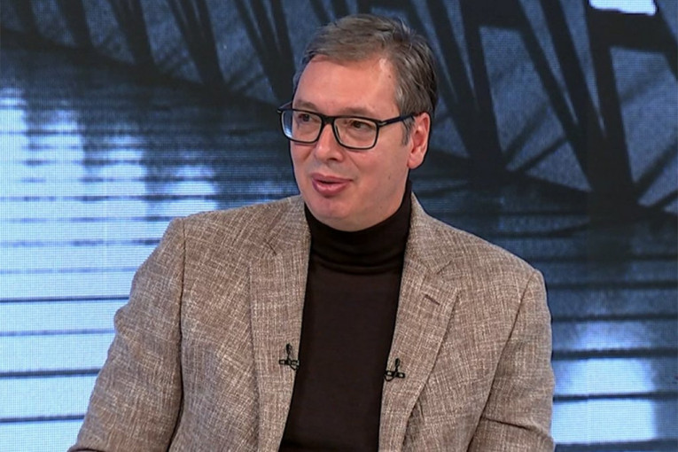 VUČIĆ VEČERAS U HIT TVITU! Predsednik tačno u 21 govori o svim najvažnijim temama za Srbiju