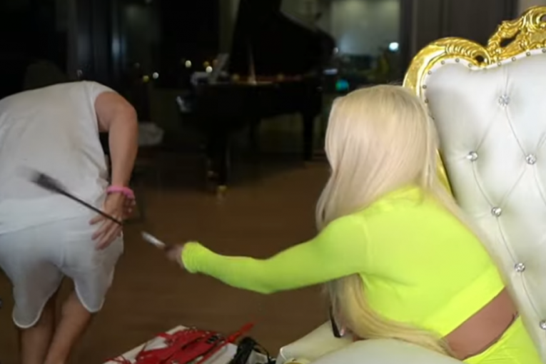 Baka Prase i Jelena Karleuša live youtube