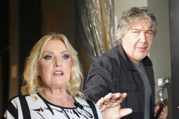 ŠOK-BOMBA IZ DOMA SNEŽANE ĐURIŠIĆ: U Vanjinom telefonu pronašla sve DOKAZE, svi detalji izašla u javnost!